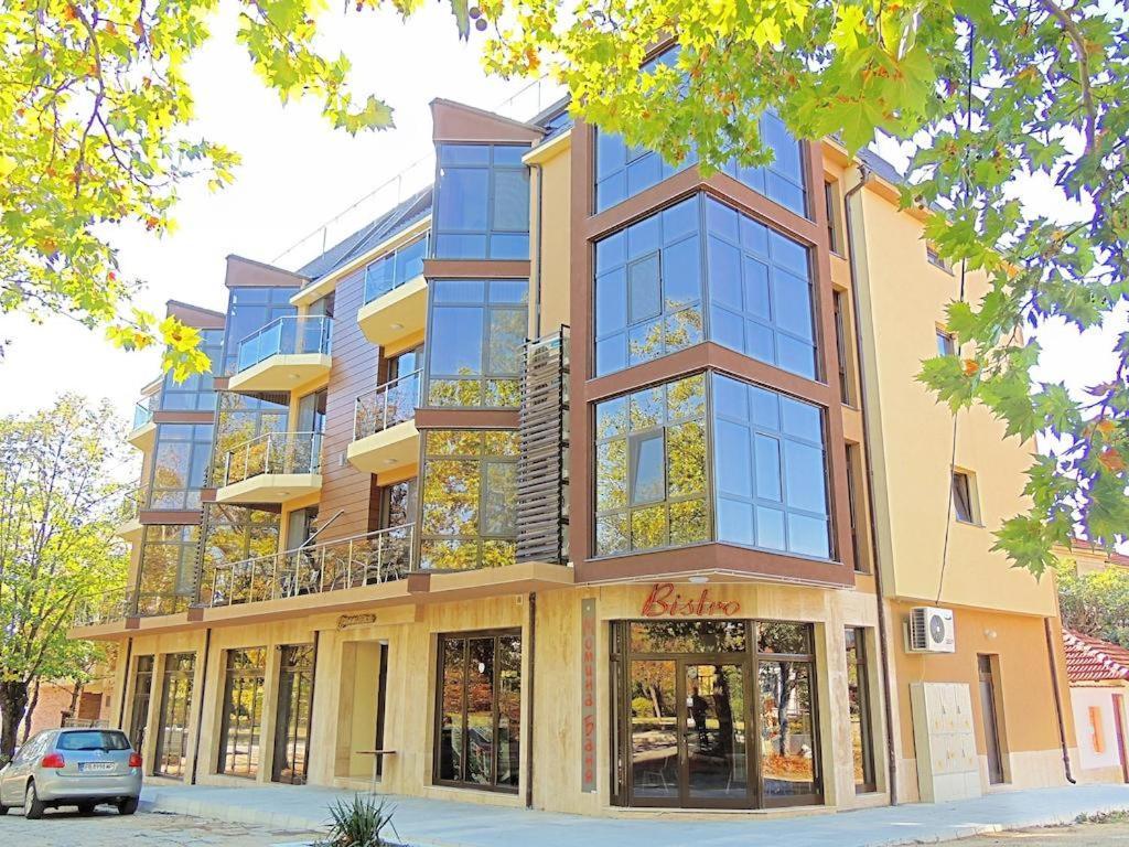 Fantasy Apartaments And Studios Avenue Комплекс Фантазия Хисаря エクステリア 写真